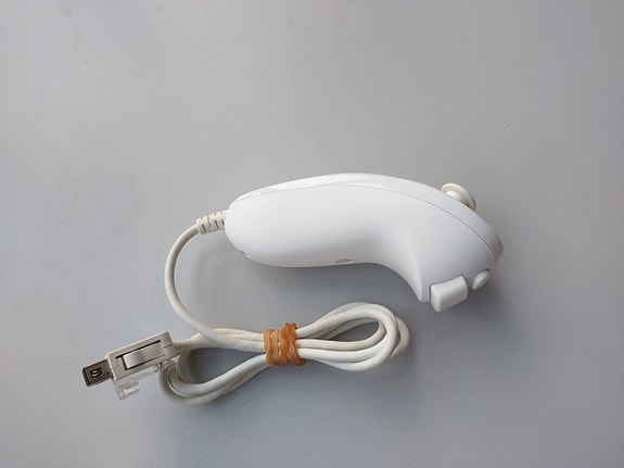 Nintendo Wii Nunchuk (valkoinen)