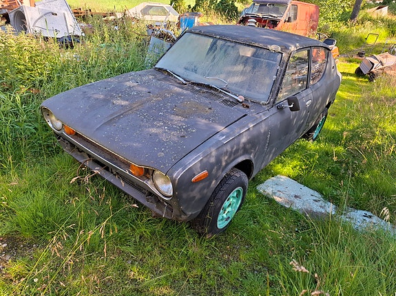 Datsun 100a