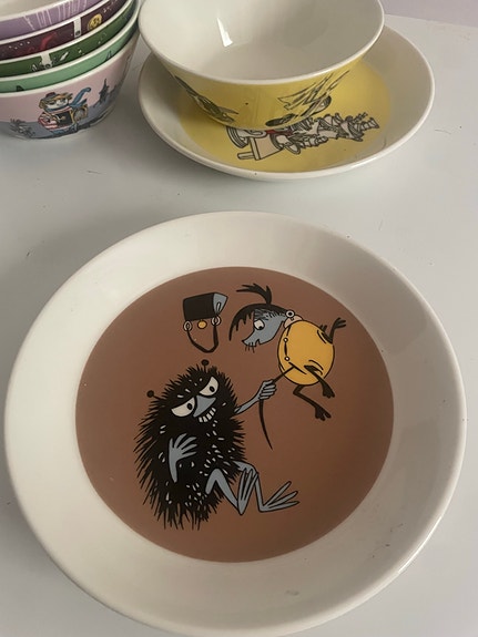 Arabia Muumi lautanen ruskea