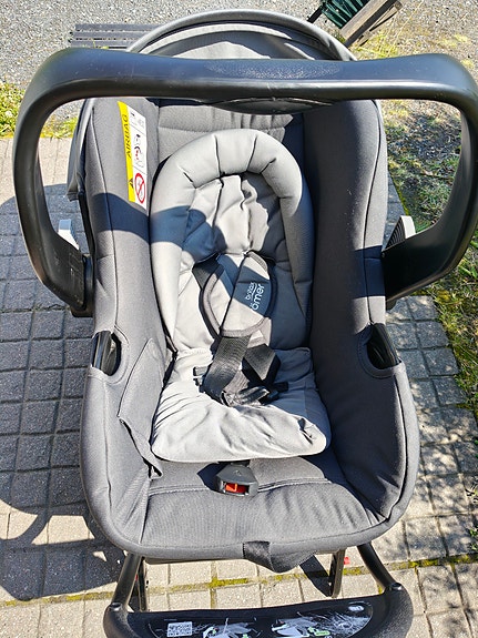 Britax Römer Primo -turvakaukalo
