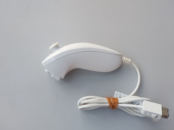 Nintendo Wii Nunchuk (valkoinen)