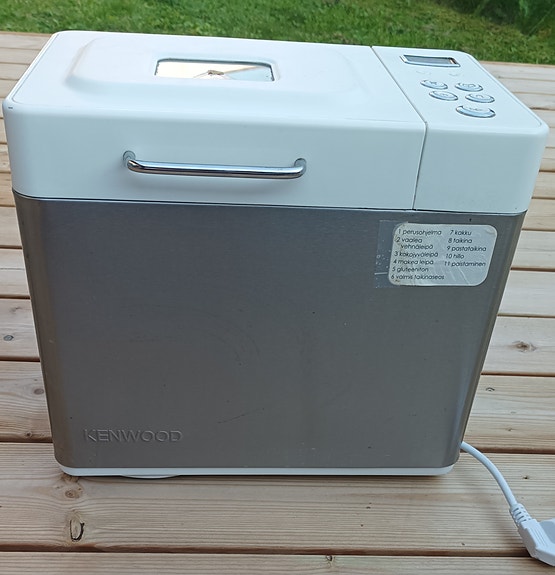 Kenwood BM256 Leipäkone