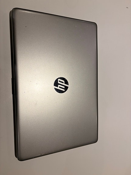 HP kannettava tietokone 15" harmaa