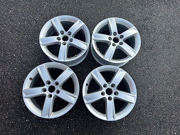 Audi A3 alkuperäiset 16" alumiinivanteet  ET50