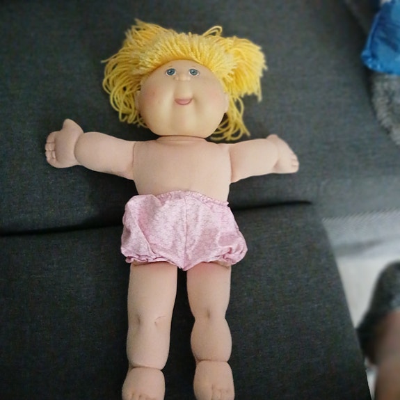 Cabbage Patch Kids nukke vaaleat hiukset