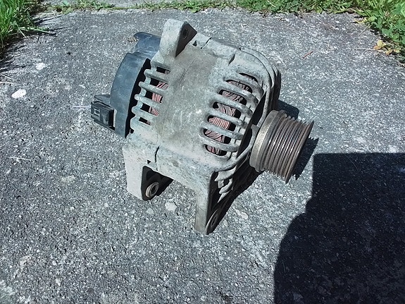 renault megane laturi