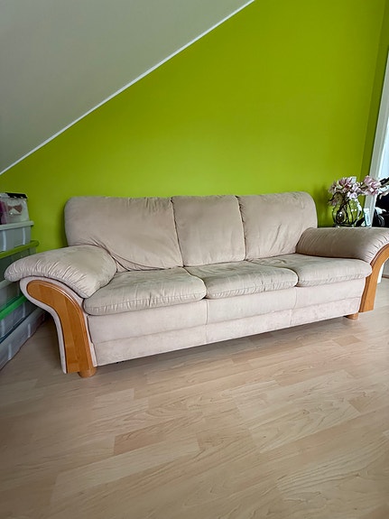 Vuodesohva beige