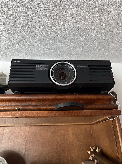 Panasonic videoprojektori PT-AE3000E