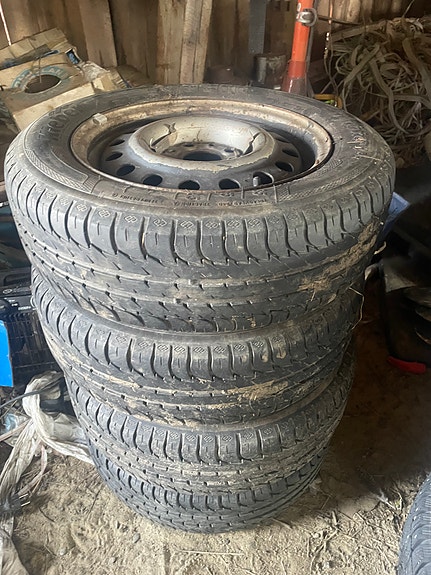 Saab kesärenkaat vanteilla