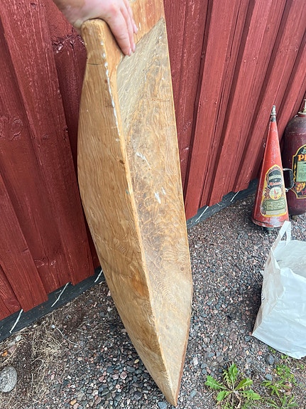 Vanha puinen taikinatiinu