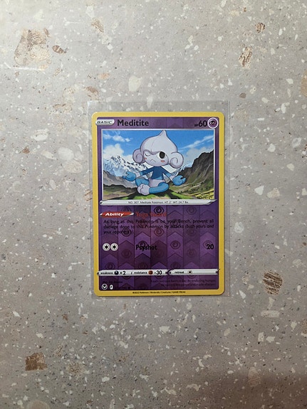 Meditite (reverse holo) - Pokemon, Silver Tempest