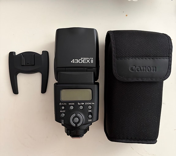 Canon Speedlite 430EX II salama