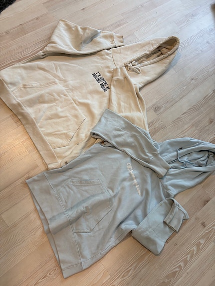 Naisten vaatteita XS/36 – Champion-huppari, Pull&bear huppari ja mustat farkut