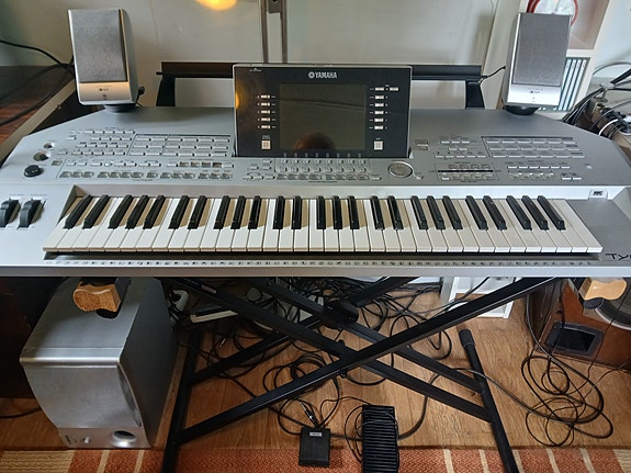 Yamaha Tyros 2