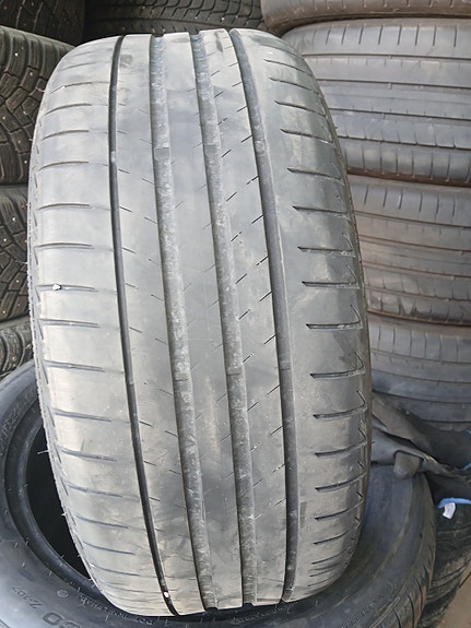 Bridgestone Turantsa too 5 225/40/18