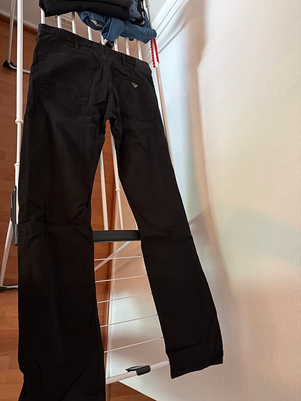 Armani Jeans slimfit  L W34 musta