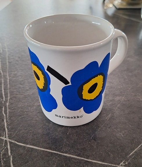 Marimekon sininen unikko muki