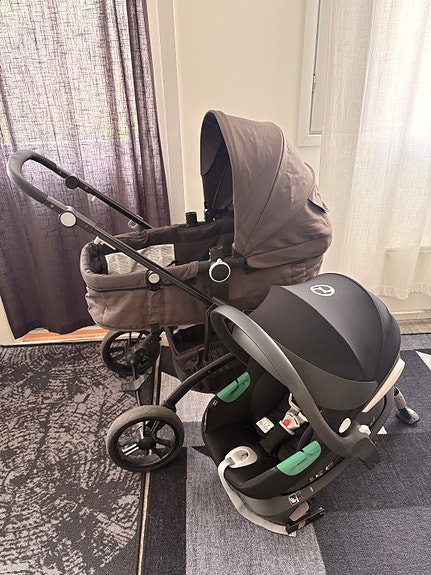 Beemoo Move 2-in-1 Yhdistelmävaunut + Cybex Aton B2 Turvakaukalo + Telakka