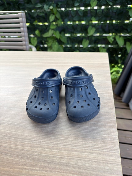 Crocs C9 - 25/26 lasten sandaalit tummansininen
