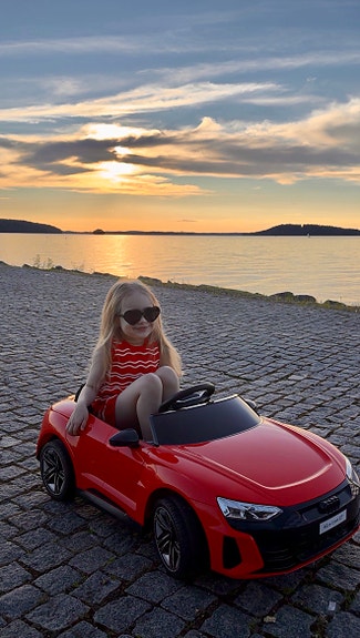 Lasten sähköauto