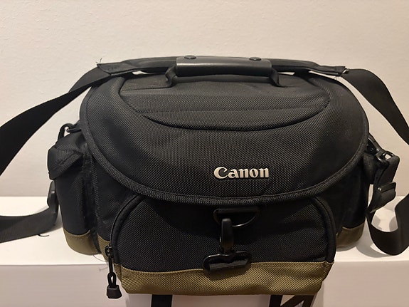 Canon Deluxe Gadget Bag 10EG kameralaukku musta/oliivi