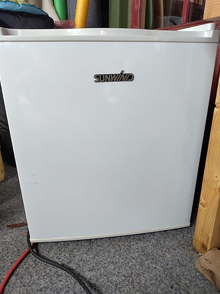 Sunwind 12V jääkaappi 50 l