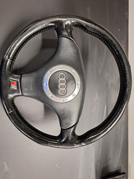 Audi tt 8n nahkainen ratti
