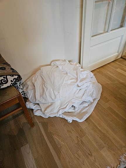 Valkoisia Ektorp päällisiä iso kasa