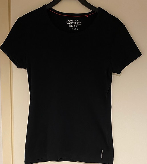 Esprit ja Line uudet paidat, M / L .