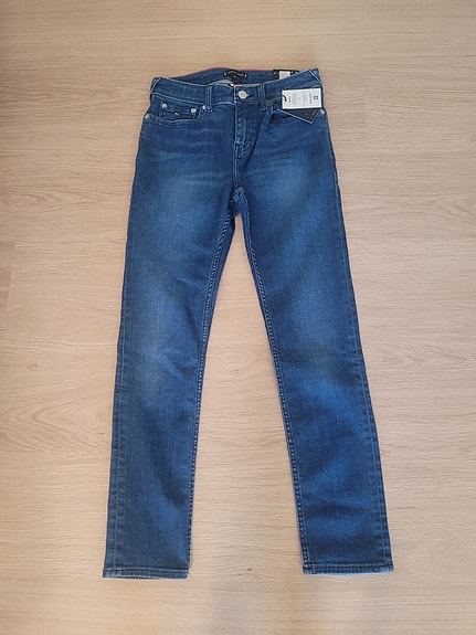 Hilfigerin uudet slim fit farkut