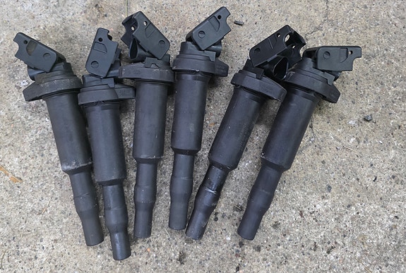 BMW Bosch sytytyspuolat 6 kpl
