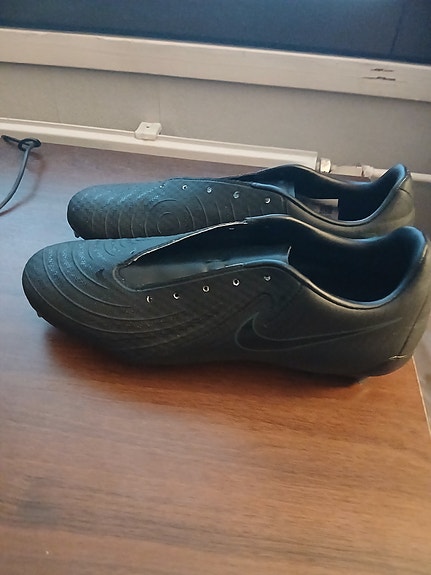 Nike Phantom GX 2 Academy MG koko 43 jalkapallo/nappulakengät