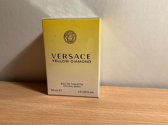 Versace yeallow diamond hajuvesi 30ml