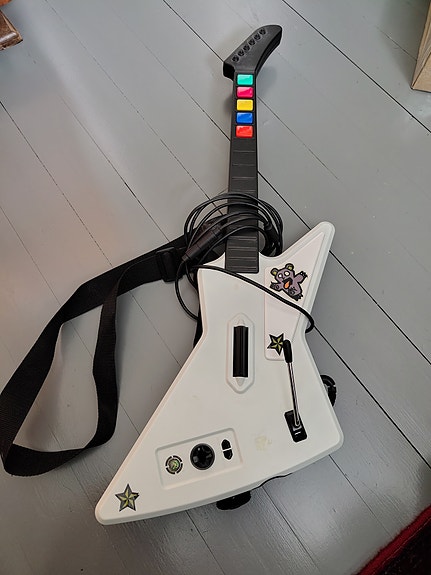 Guitar hero xplorer kitara xbox 360 / pc