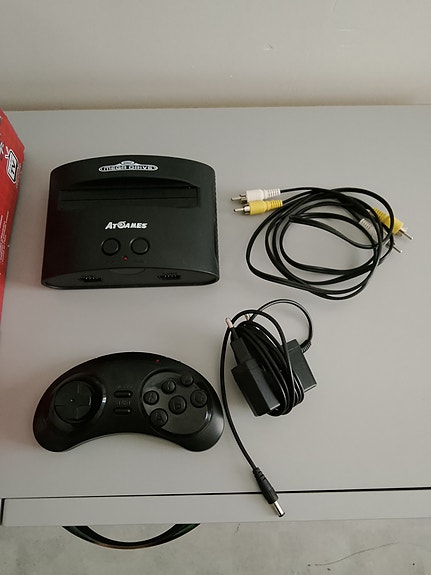 Sega Mega Drive Atgames Classic Game Console pelikonsoli