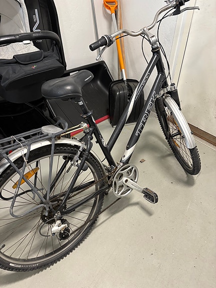 Trek naisten pyörä