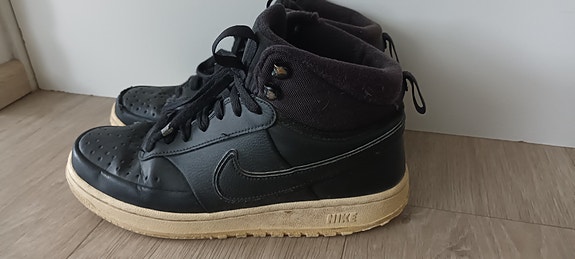Nike 41 talvikengät