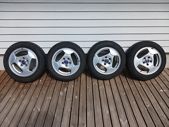 Saab alumiinivanteet 15"