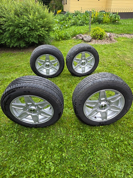 BM macho vanteet hyvillä renkailla
