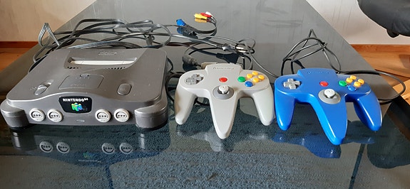 Nintendo 64 + 7 peliä