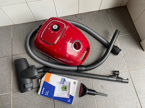 Bosch serie 4 pölynimuri