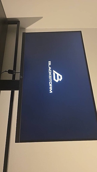 Blackstorm 27" näyttö