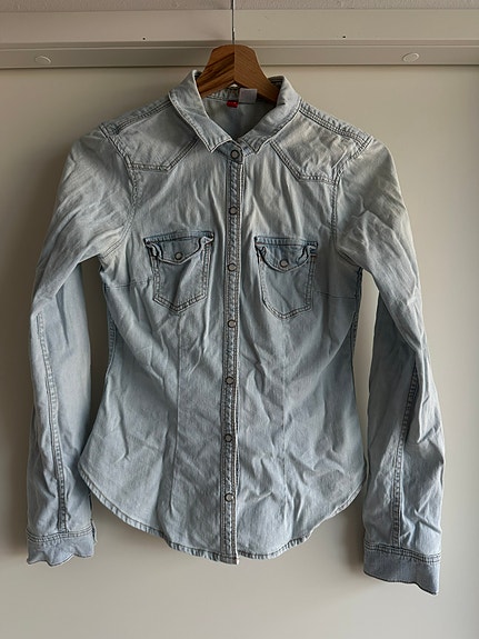 H&M vaalea farkkupaita
