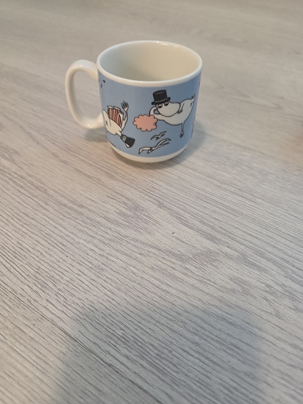 Arabia lentävät muumit muki