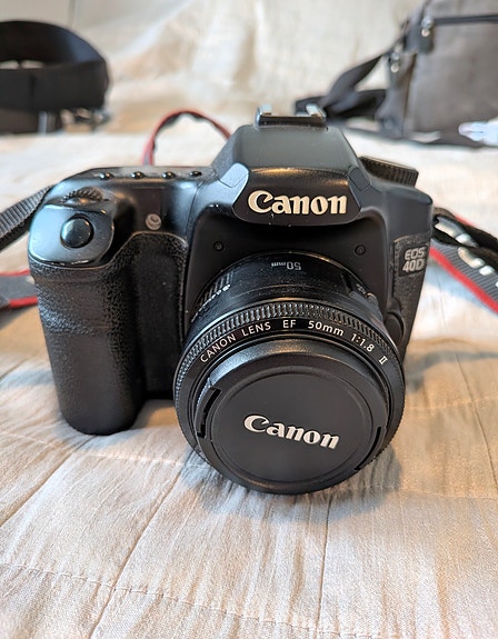Canon EOS 40D EF 50mm f/1.8 II -objektiivilla