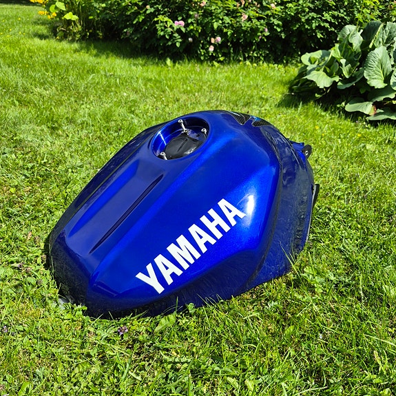 Yamaha YZF-R1 00-01 tankki