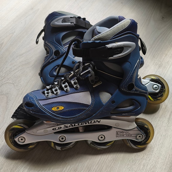 Naisten Salomon rullaluistimet / women rollerblades inline skates size 39
