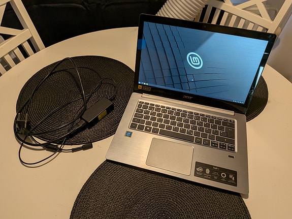 Acer Swift 3 14" Kannettava Full-HD IPS