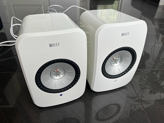 KEF LSX aktiivikaiutinpari
