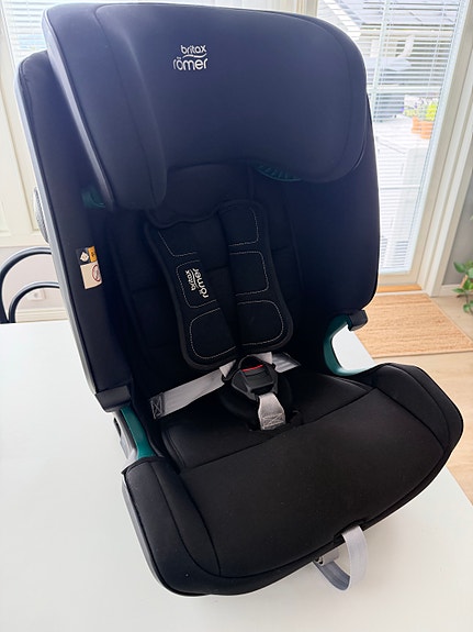 Britax Römer turvaistuin 22 kg musta